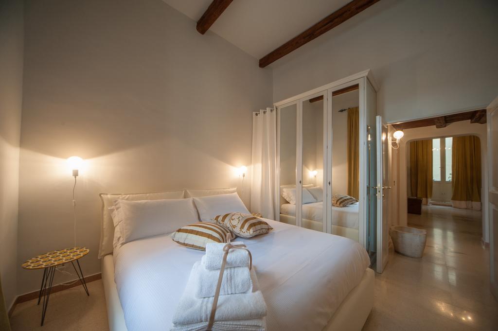 B&B Al Vico Трани Экстерьер фото